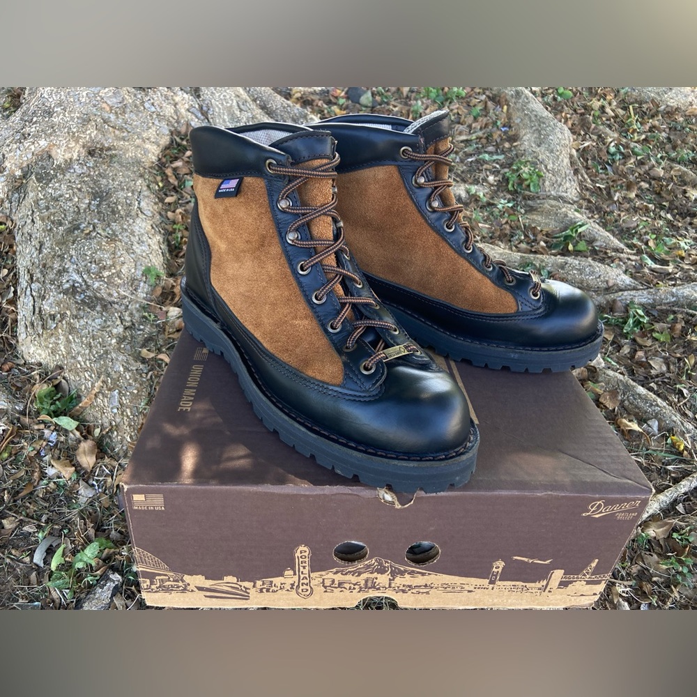 Danner Light Revival Boots - 10.5 EE - Barely Worn - Wallowa